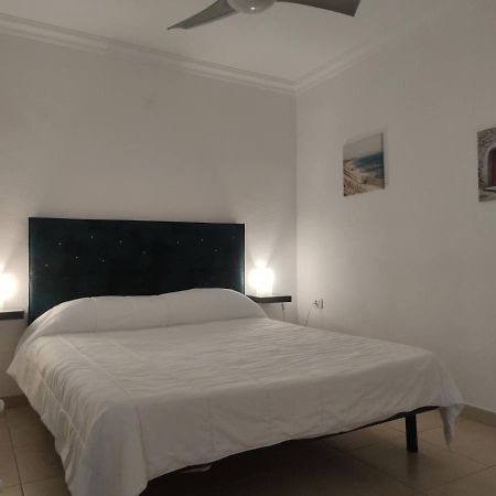 דירות סן מיגל דה אבונה Pebble Beach Apartamento, Amarilla Golf מראה חיצוני תמונה
